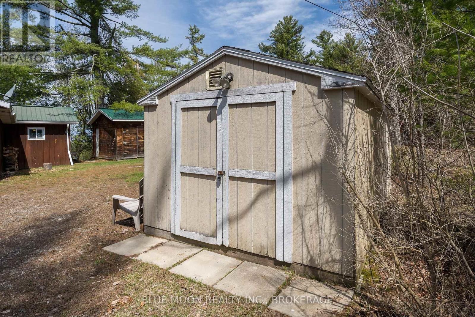 500 CLEAR LAKE LANE 31A Image 37