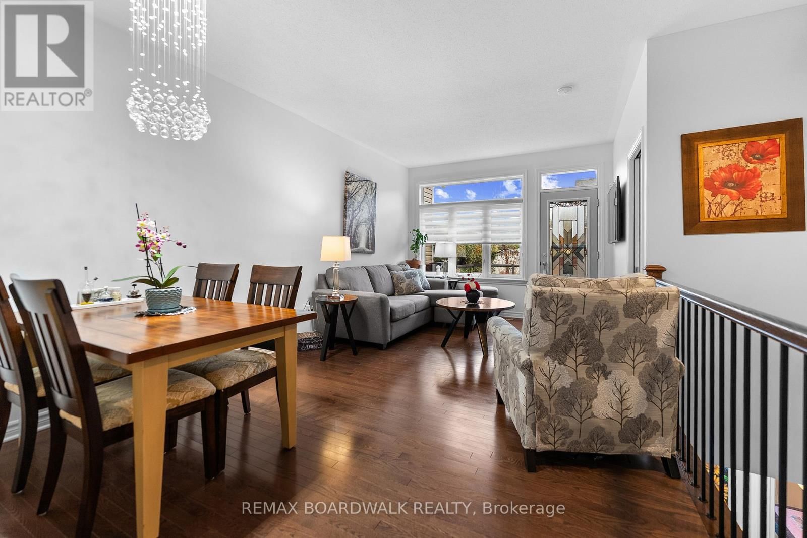 12 ROYALTY WAY Image 17