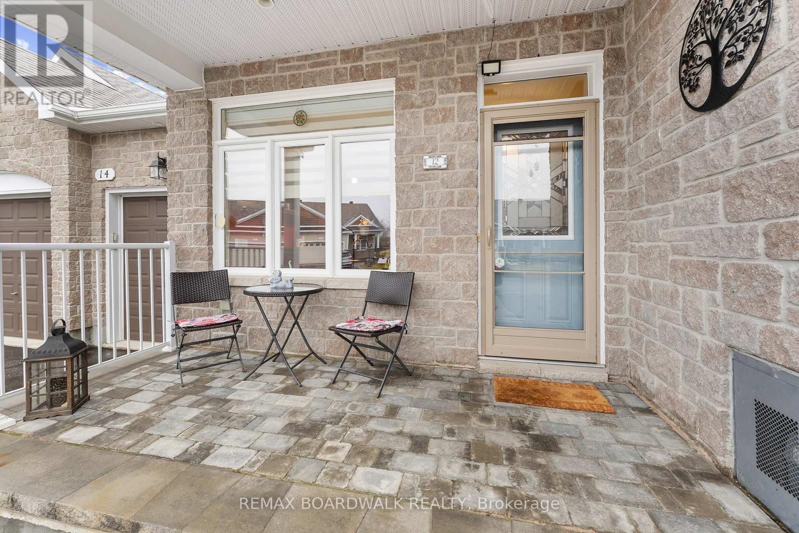 12 ROYALTY WAY Image 2