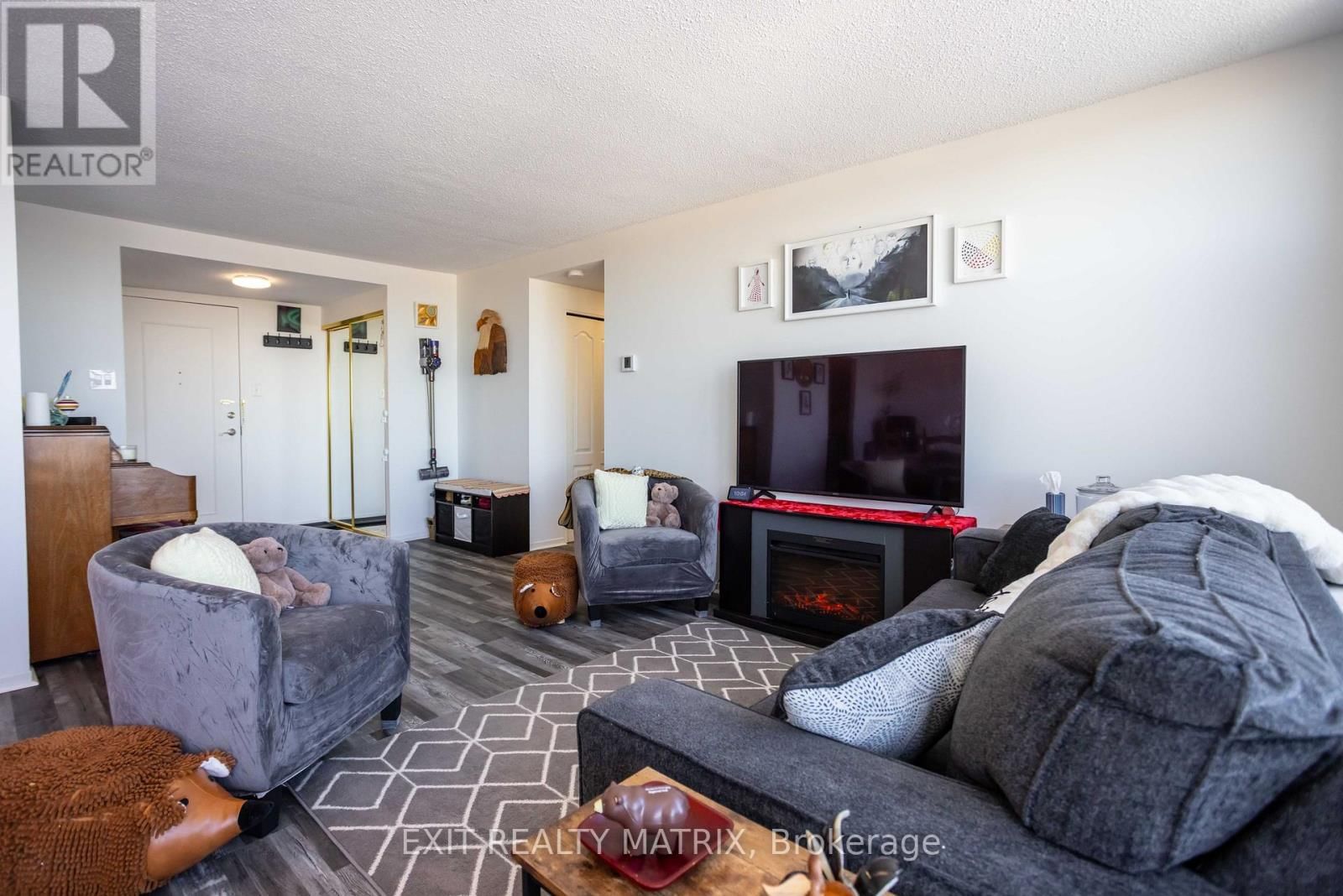 1007 - 2759 CAROUSEL CRESCENT Image 12