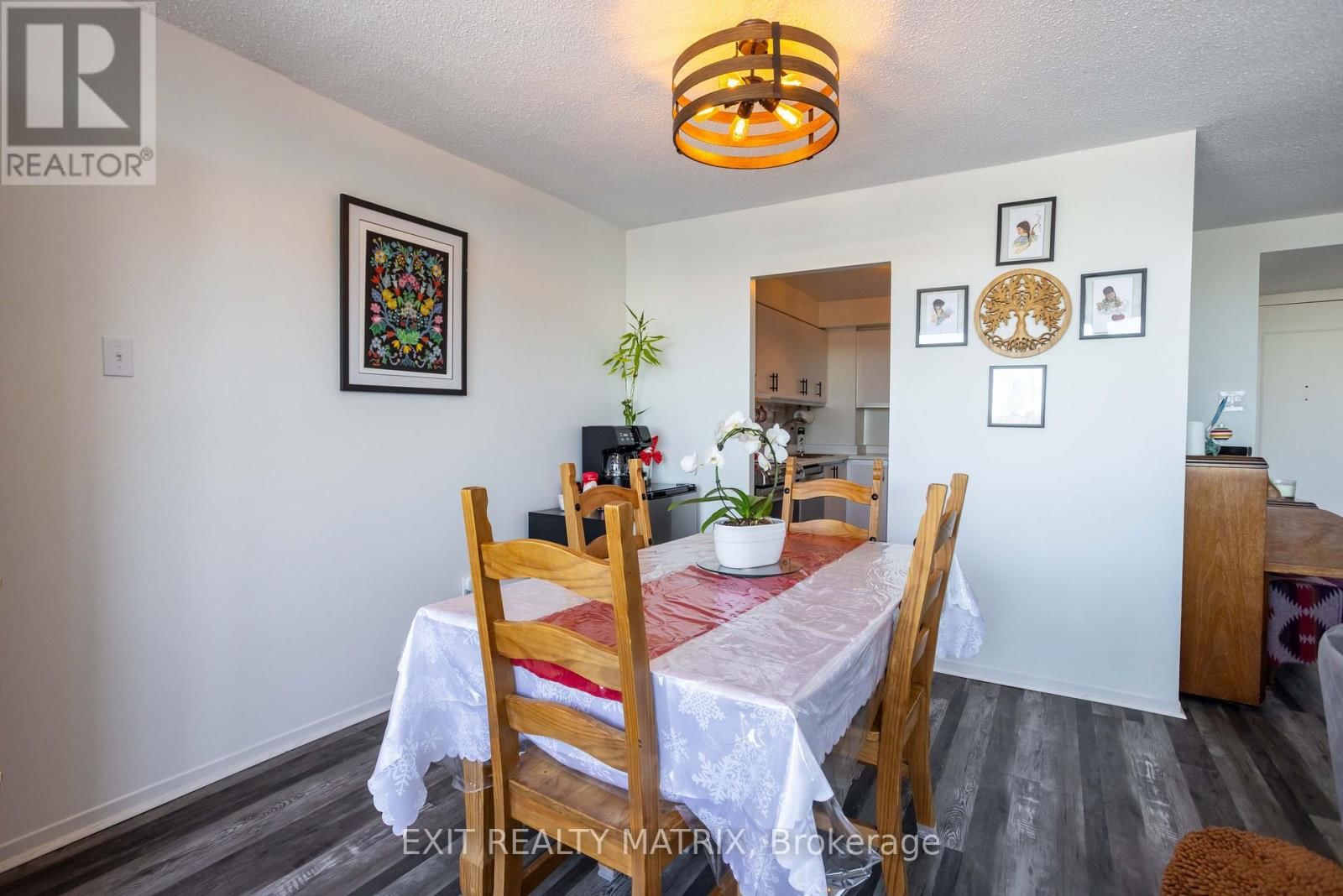 1007 - 2759 CAROUSEL CRESCENT Image 13