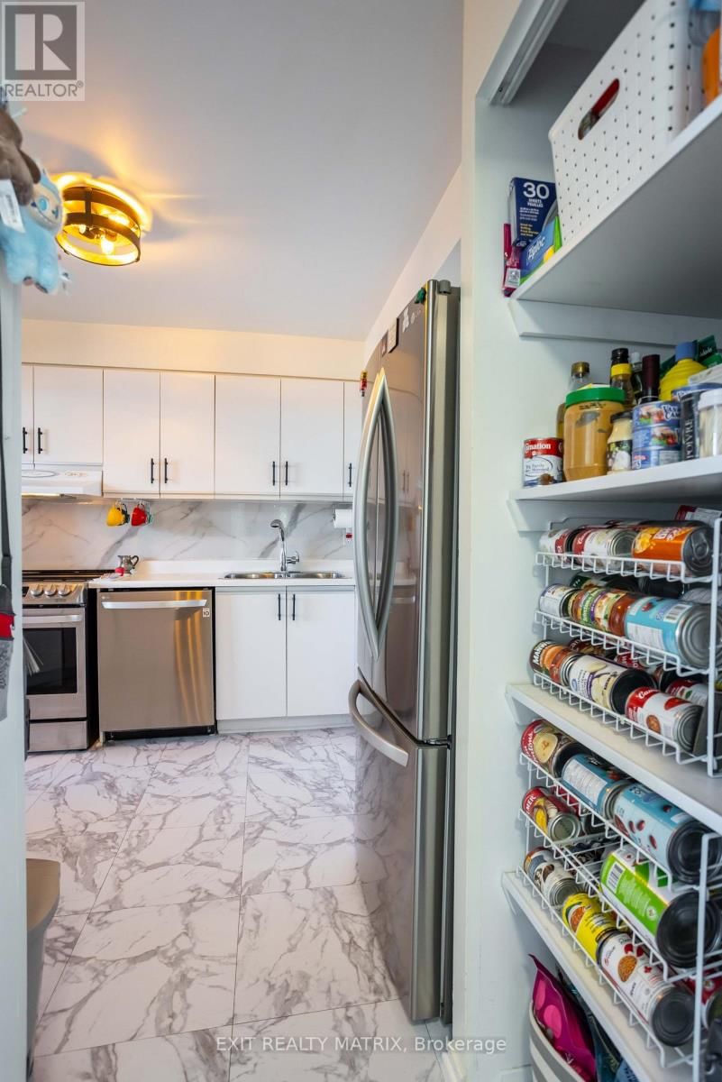 1007 - 2759 CAROUSEL CRESCENT Image 21