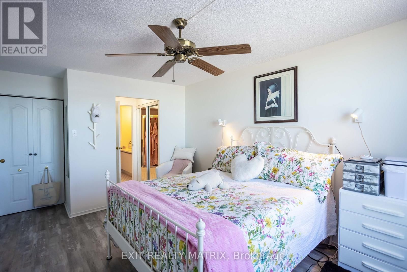 1007 - 2759 CAROUSEL CRESCENT Image 25