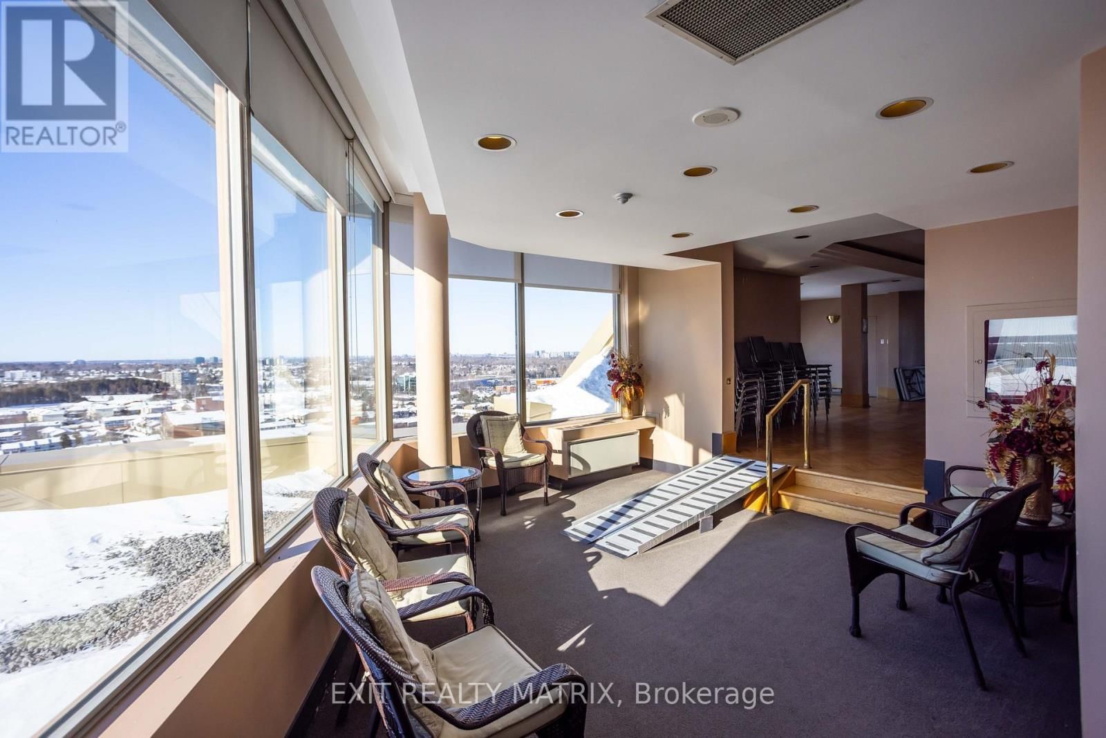 1007 - 2759 CAROUSEL CRESCENT Image 37