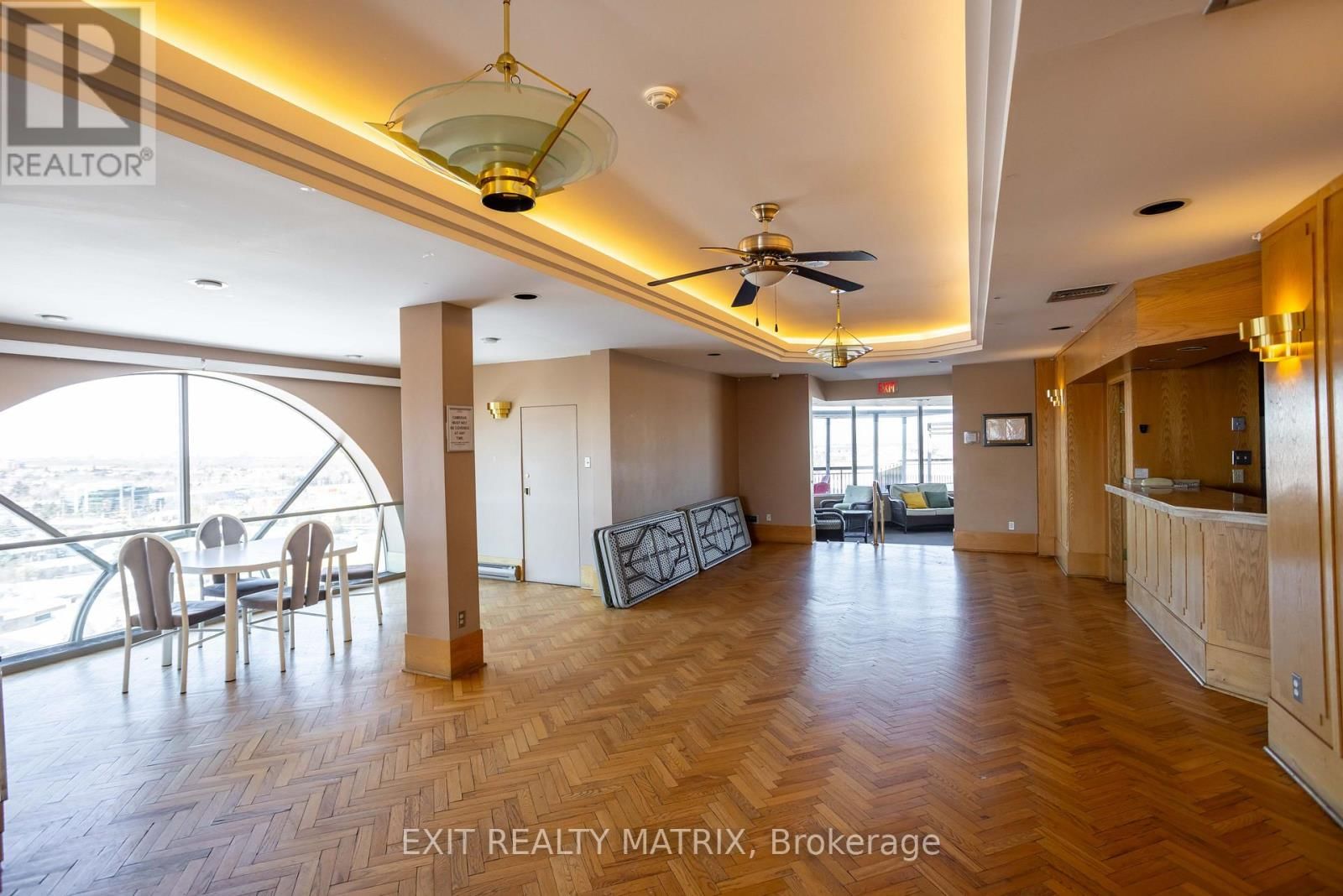 1007 - 2759 CAROUSEL CRESCENT Image 39