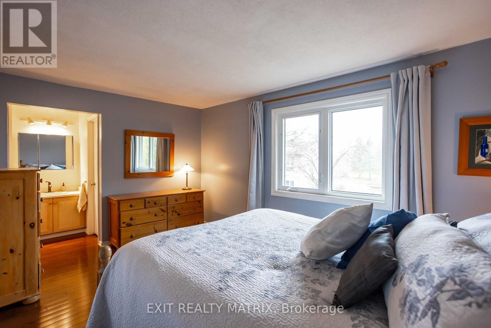 555 APOLLO WAY Image 21