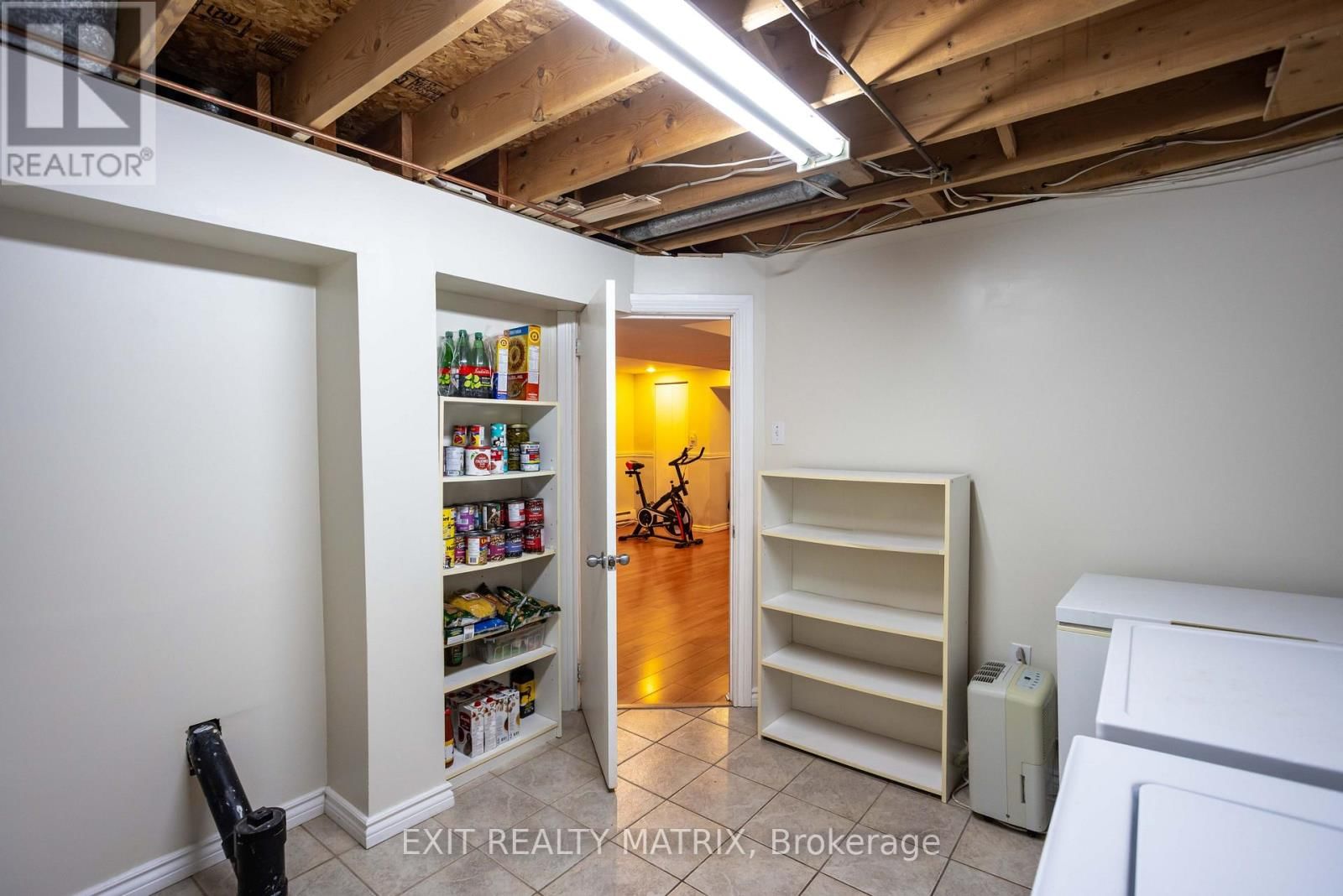 555 APOLLO WAY Image 36