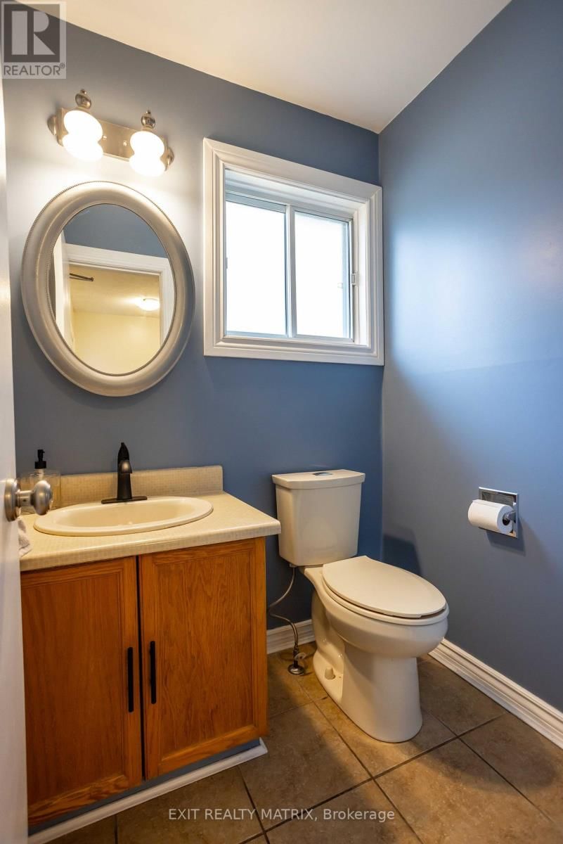 555 APOLLO WAY Image 6