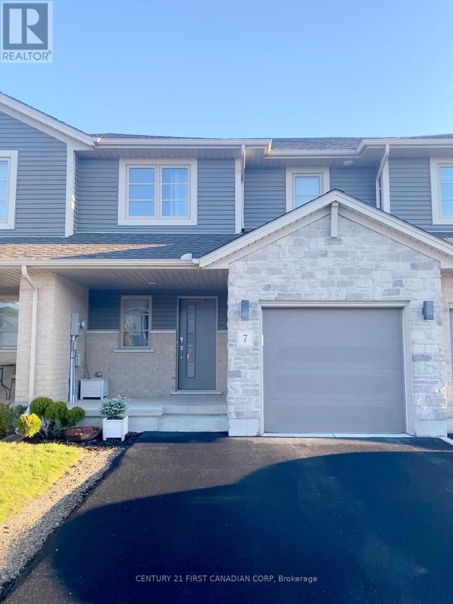 7 EMPIRE PARKWAY Image 1