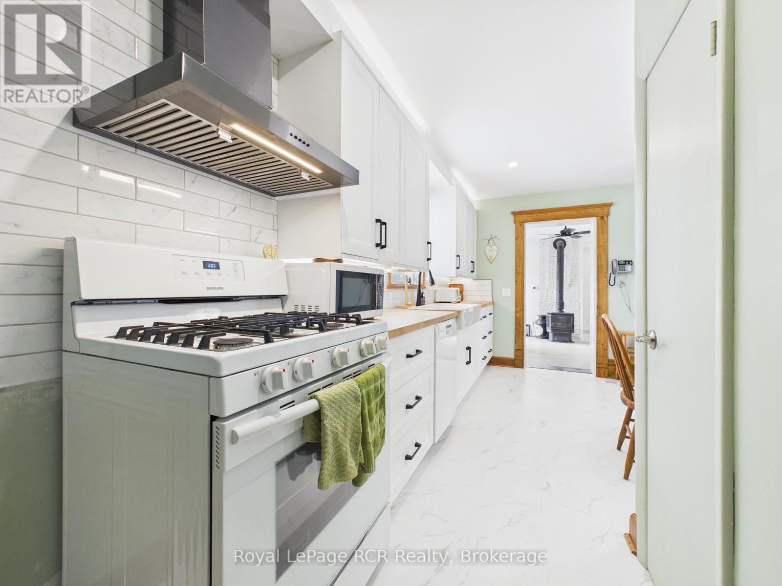 45 CLYDE STREET Image 11