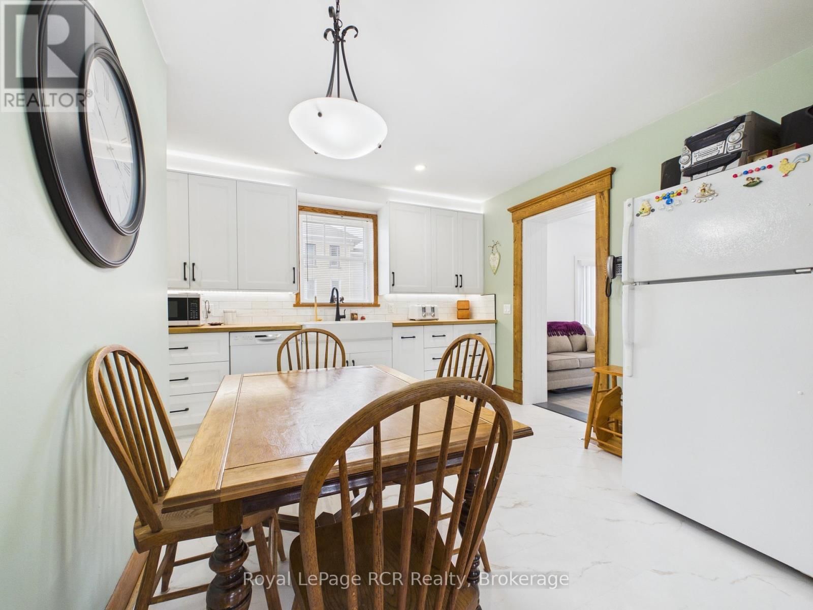 45 CLYDE STREET Image 14