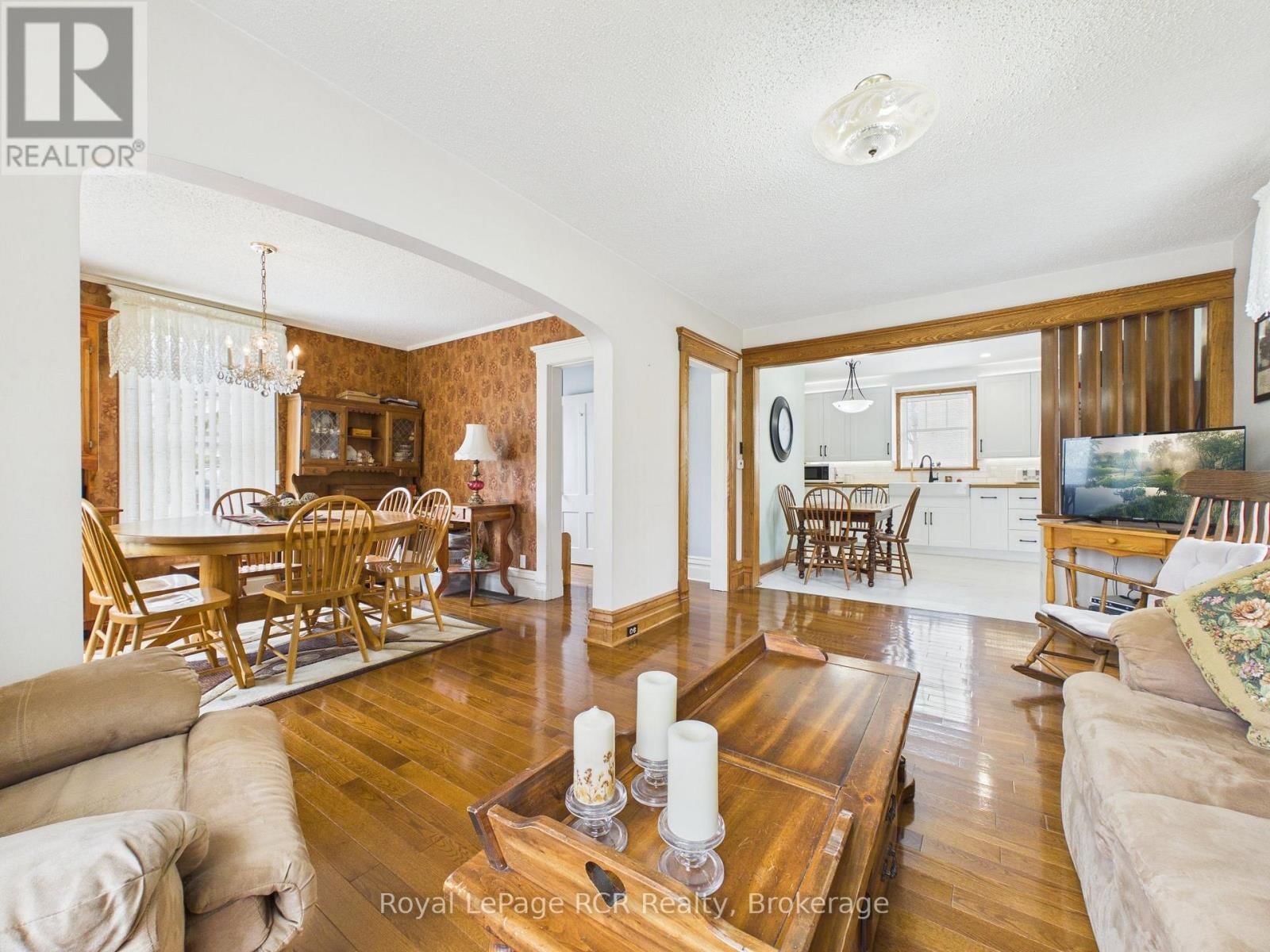 45 CLYDE STREET Image 16