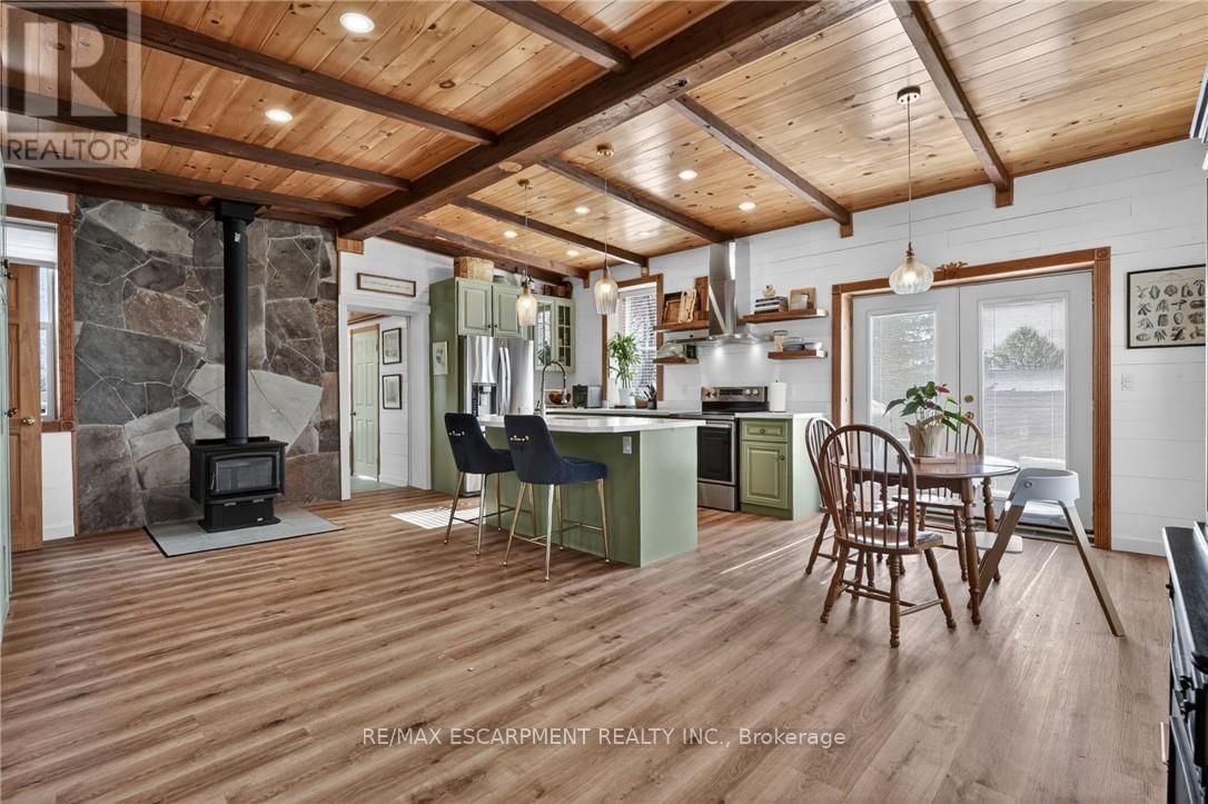 395 MUD STREET EAST Image 16