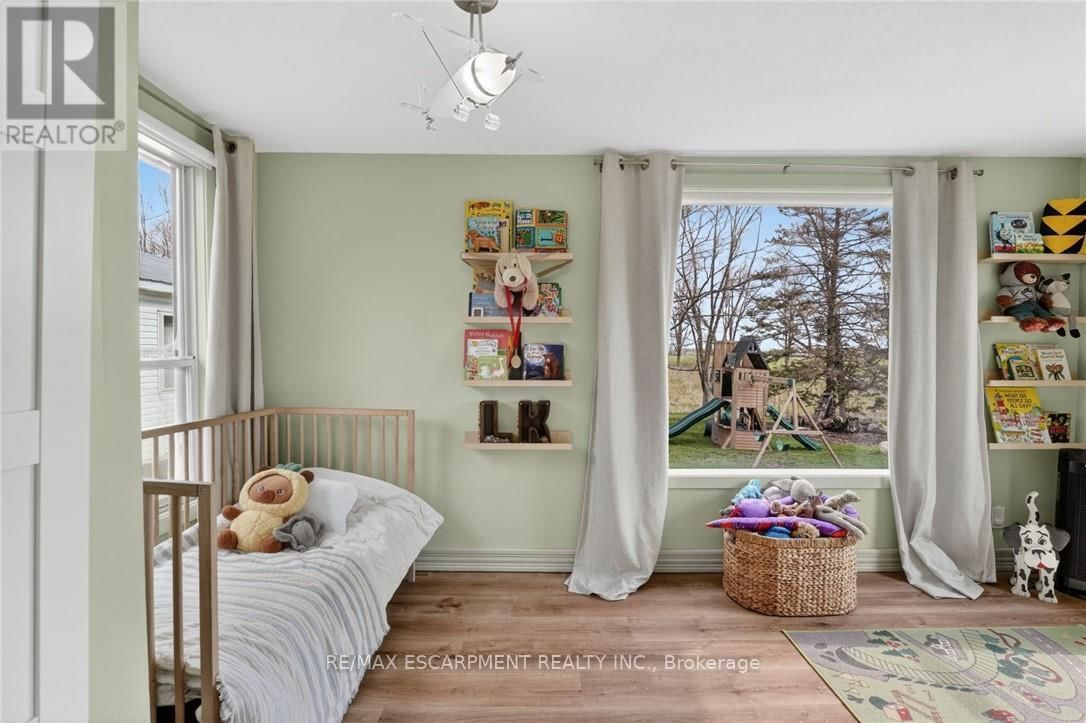 395 MUD STREET EAST Image 20