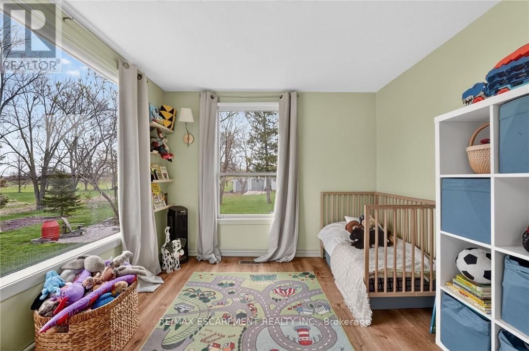 395 MUD STREET EAST Image 22