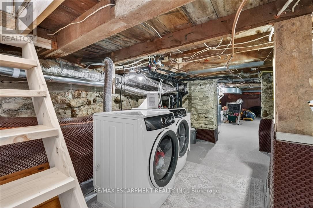 395 MUD STREET EAST Image 24