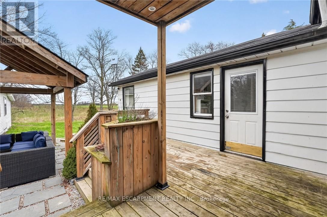 395 MUD STREET EAST Image 25