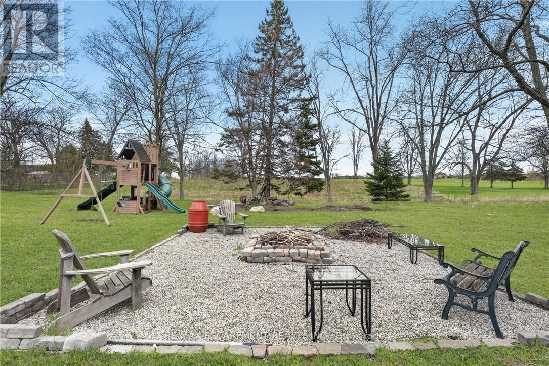 395 MUD STREET EAST Image 28