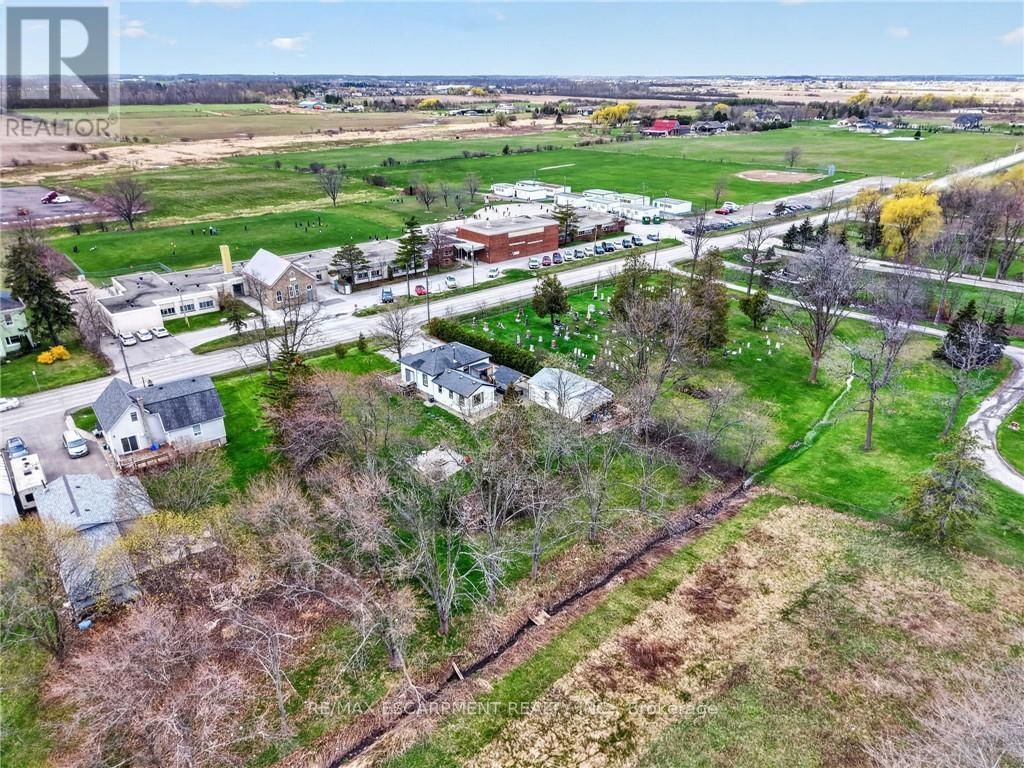 395 MUD STREET EAST Image 31