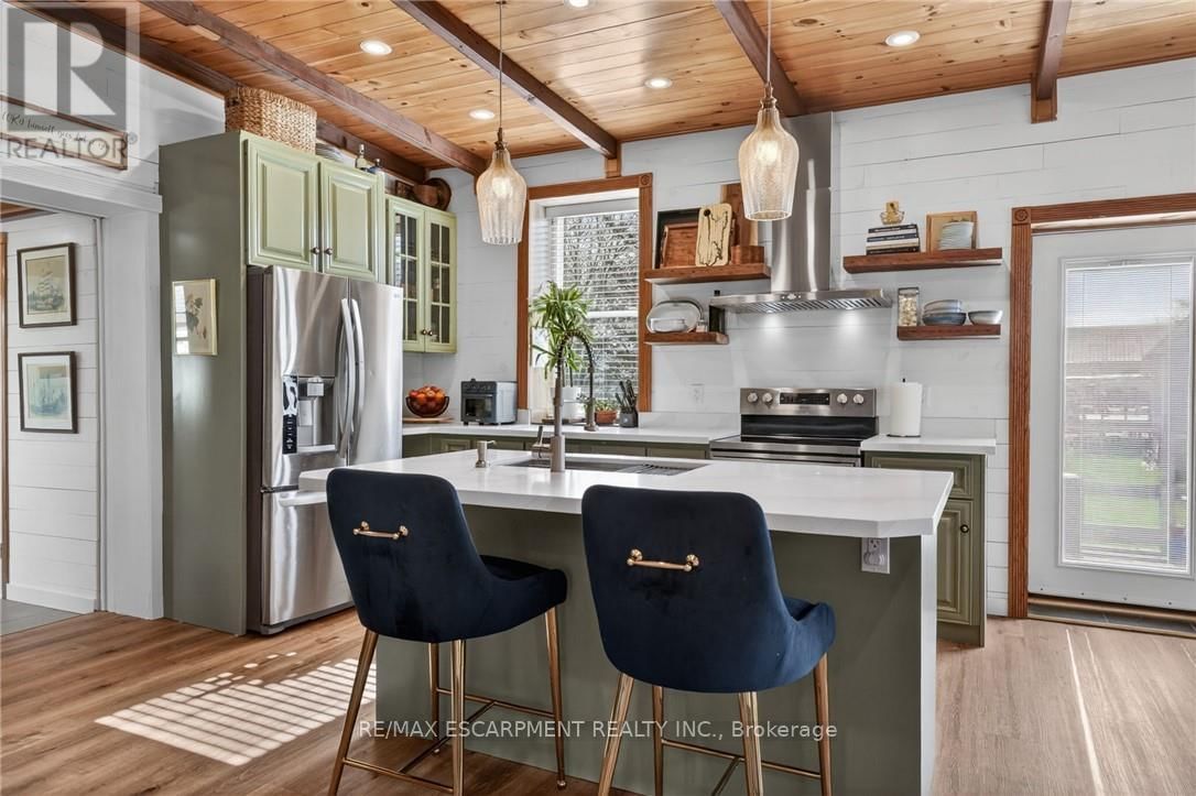 395 MUD STREET EAST Image 6