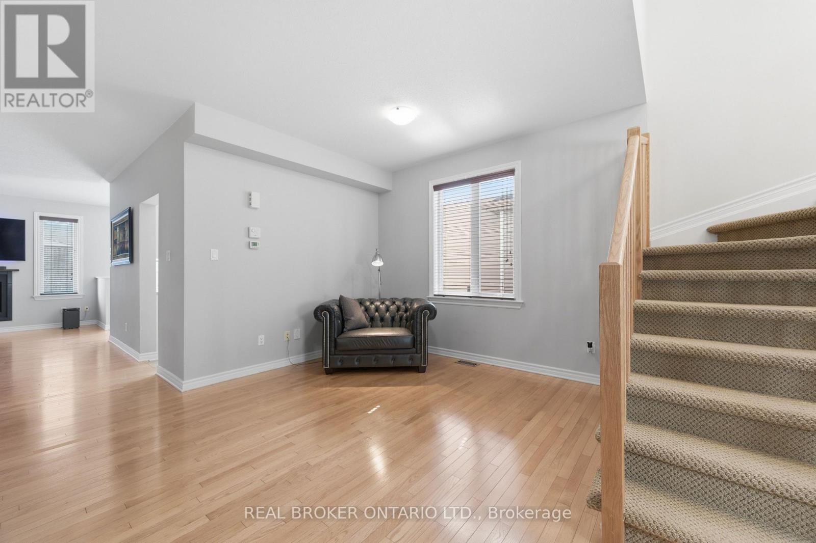 417 STALWART CRESCENT Image 10