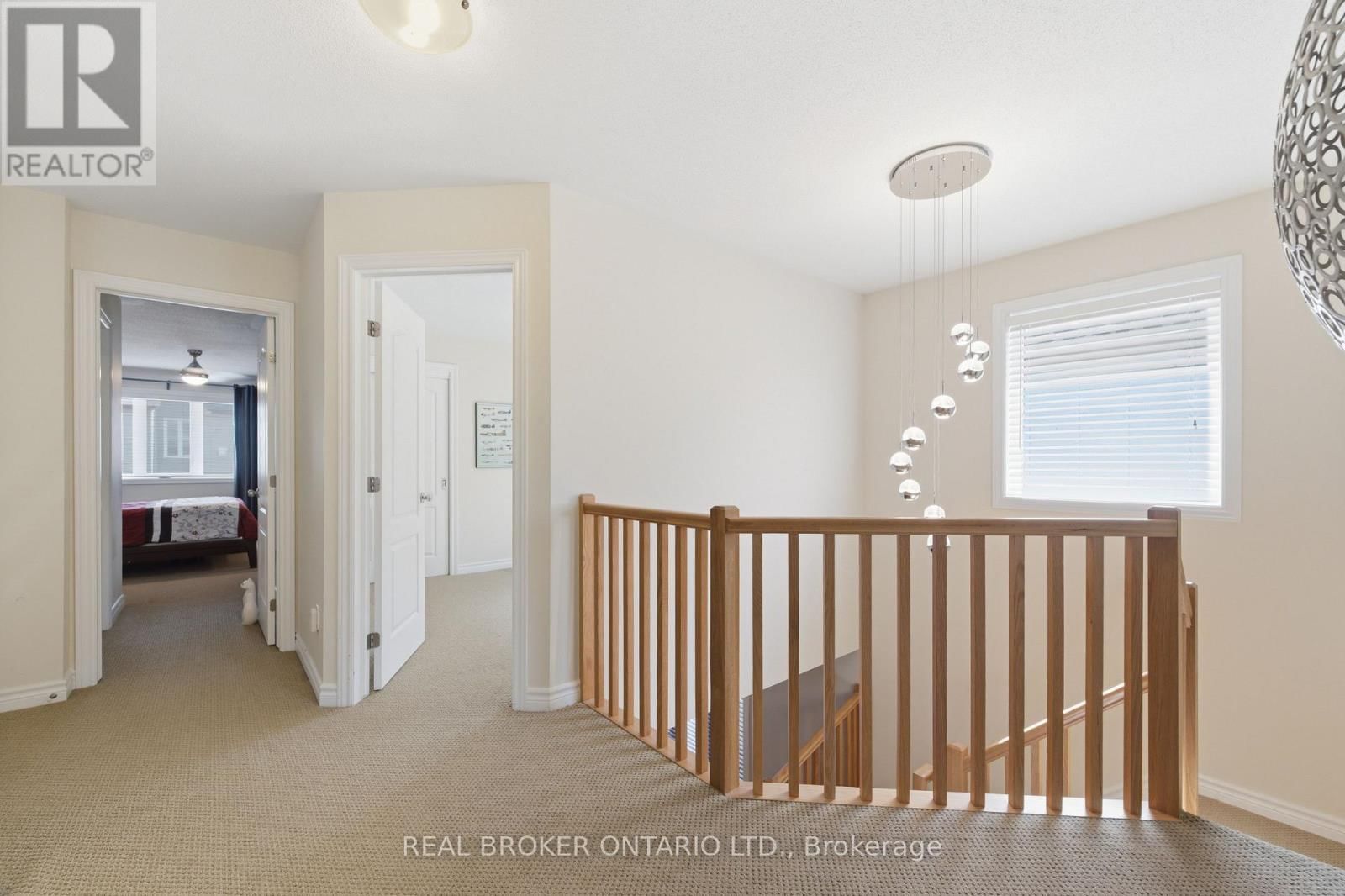 417 STALWART CRESCENT Image 24