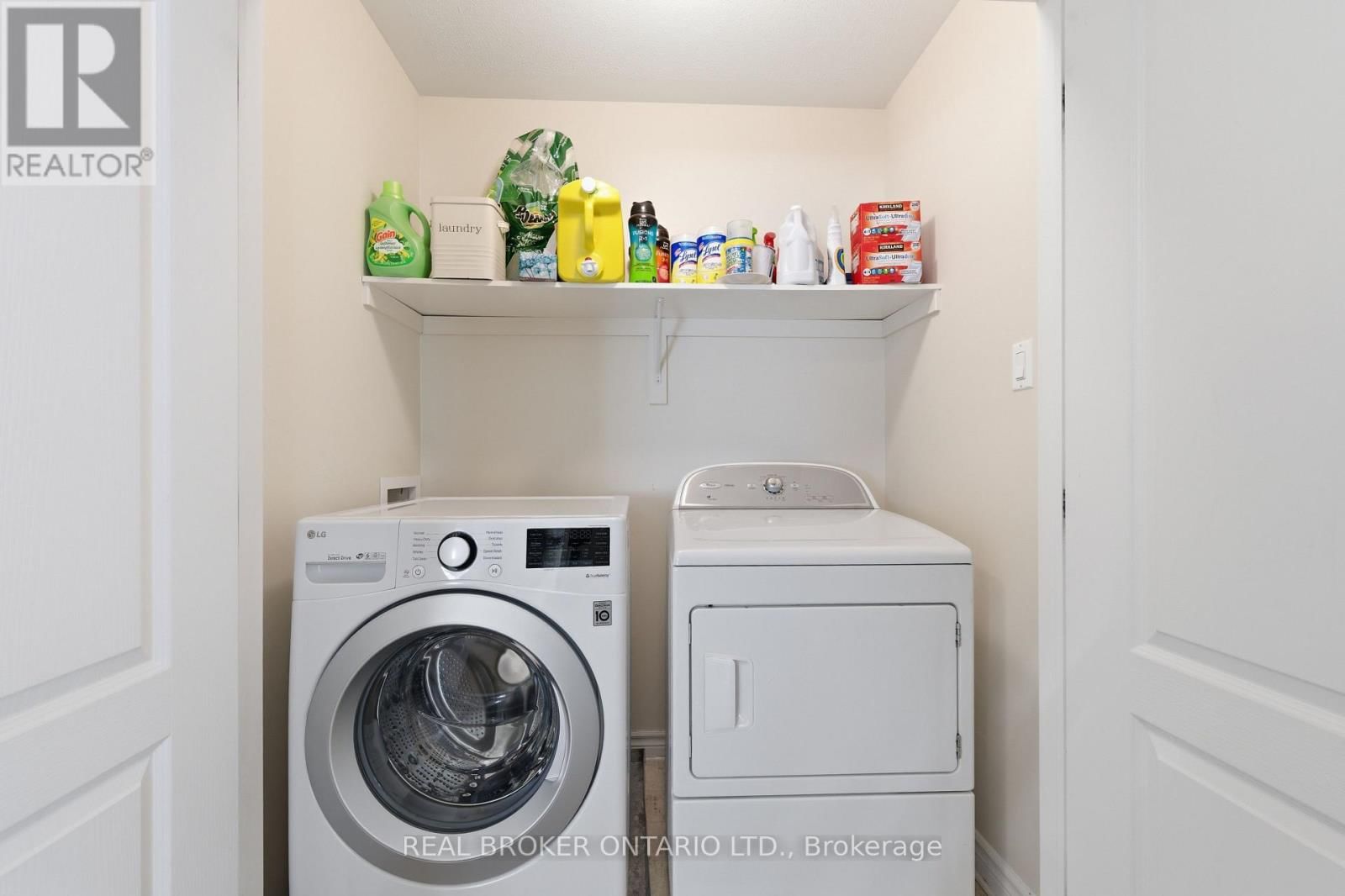 417 STALWART CRESCENT Image 32