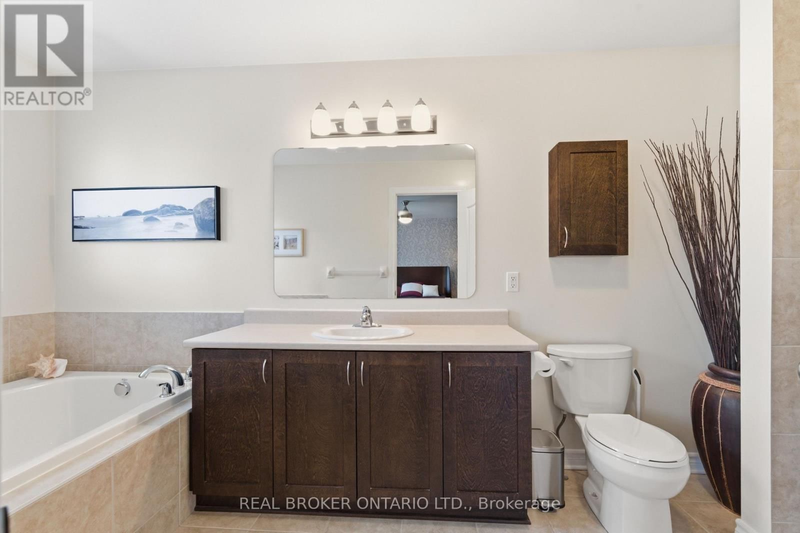 417 STALWART CRESCENT Image 40