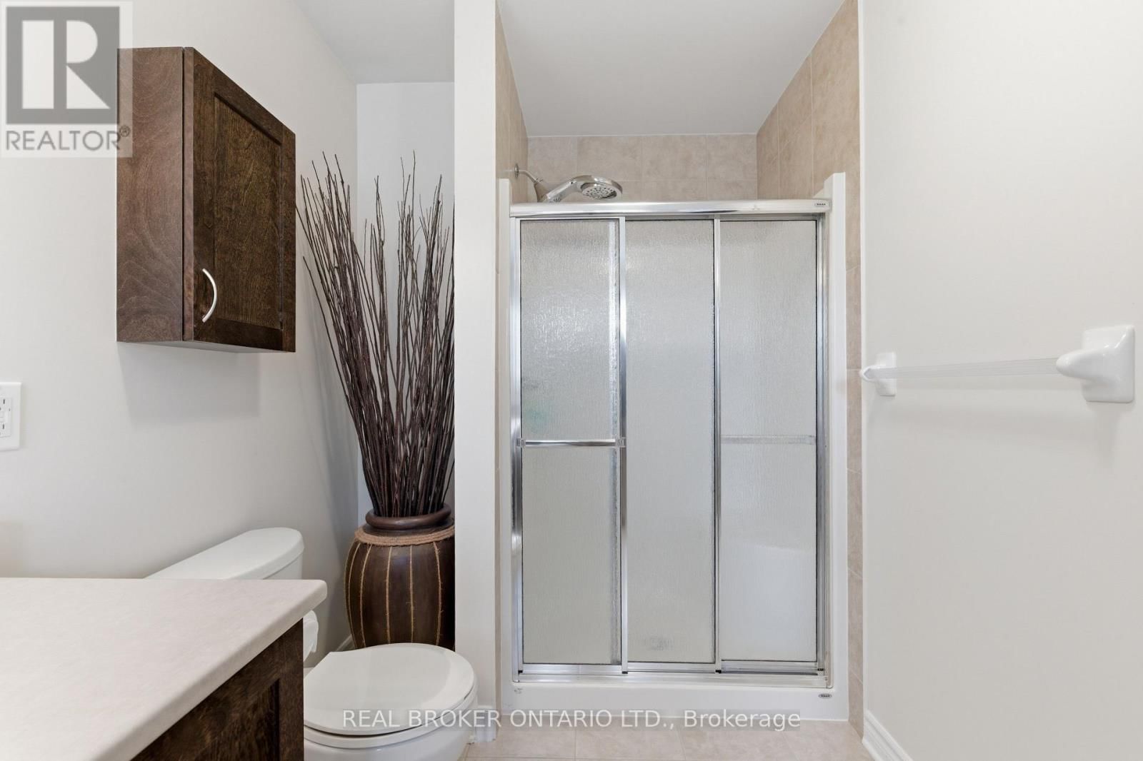 417 STALWART CRESCENT Image 43