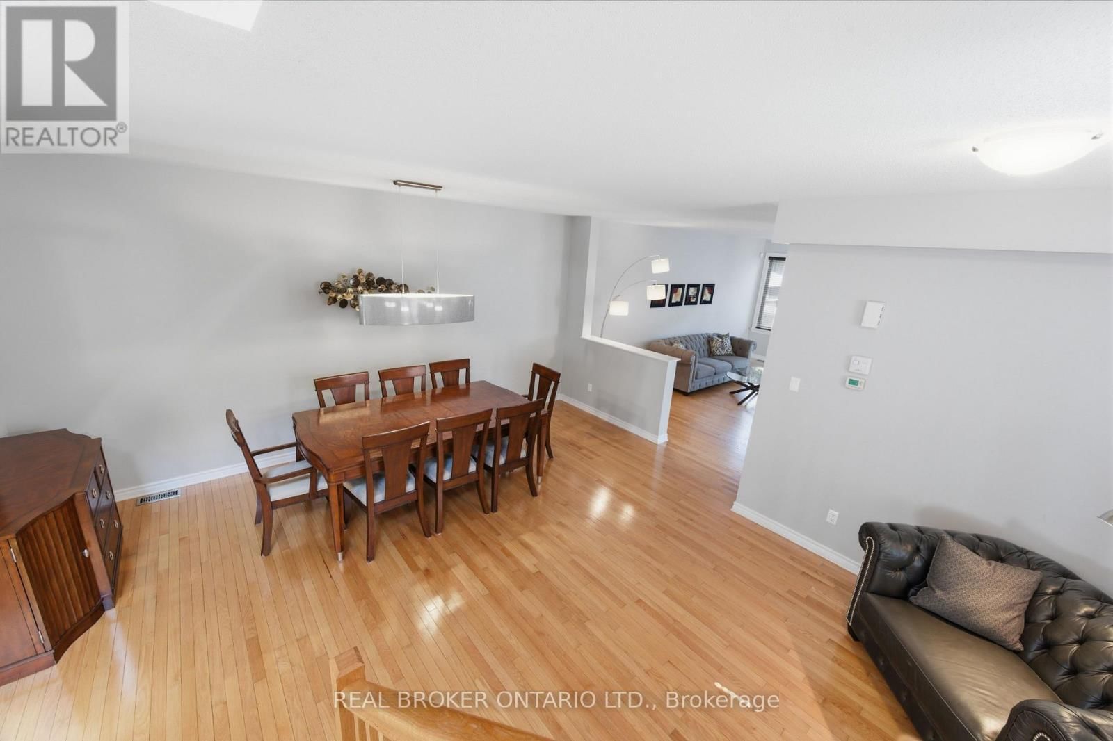 417 STALWART CRESCENT Image 9