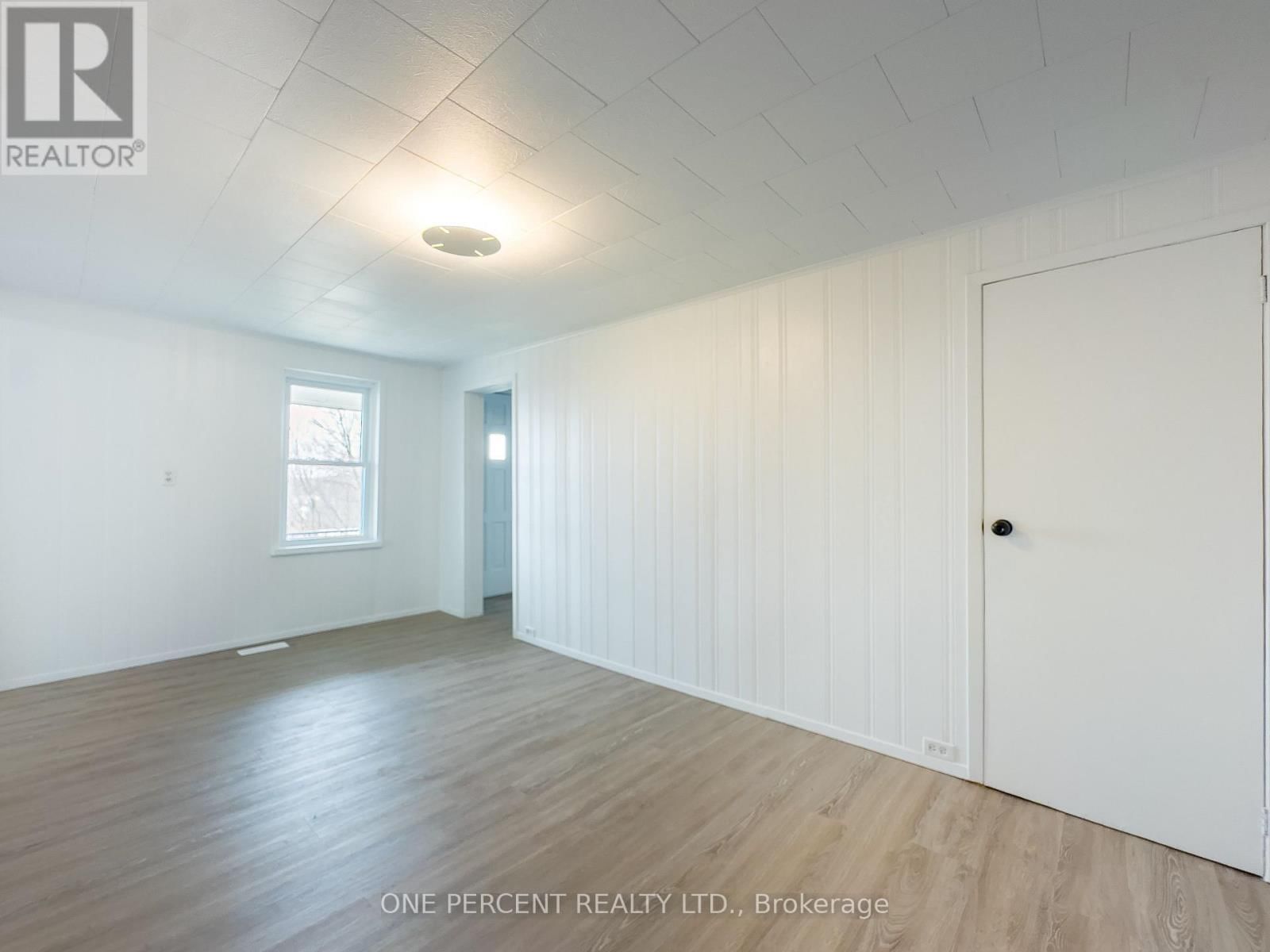 91 MAPLE STREET Image 16