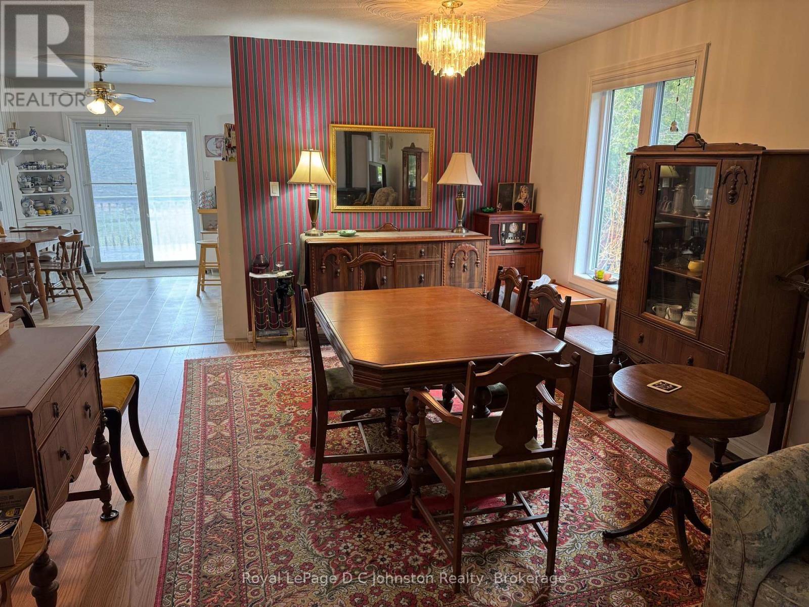 373 CARLISLE STREET Image 9