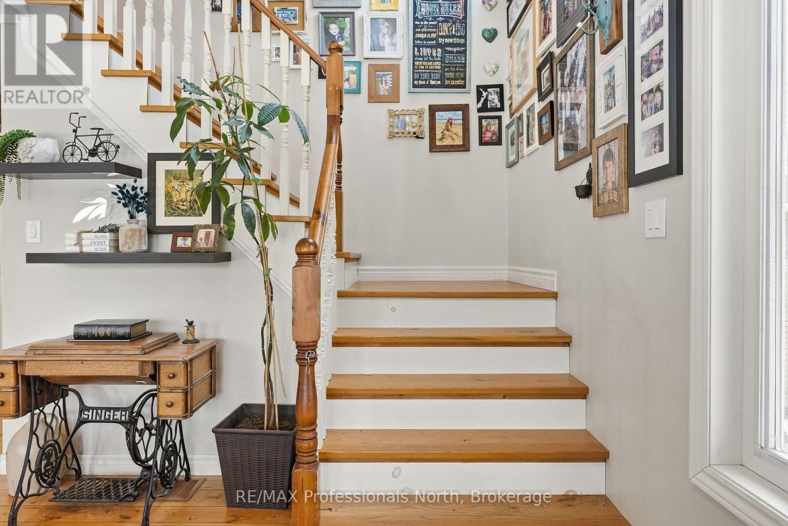 1289 PURBROOK ROAD Image 24