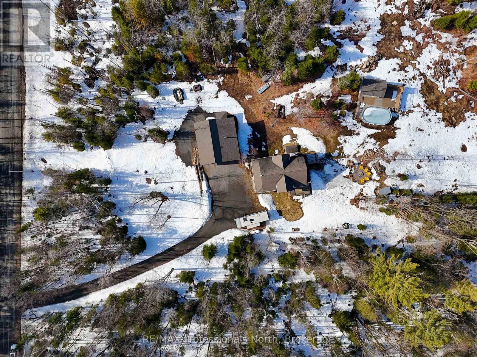 1289 PURBROOK ROAD Image 43