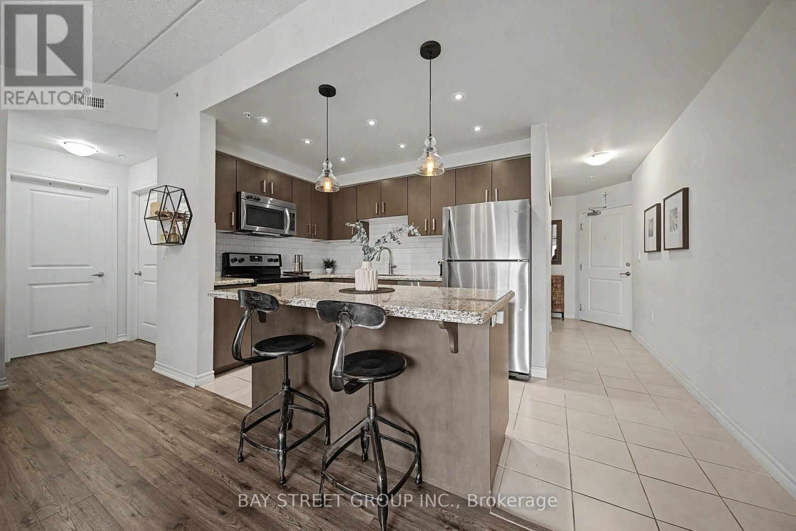 132 - 1077 GORDON STREET Image 12