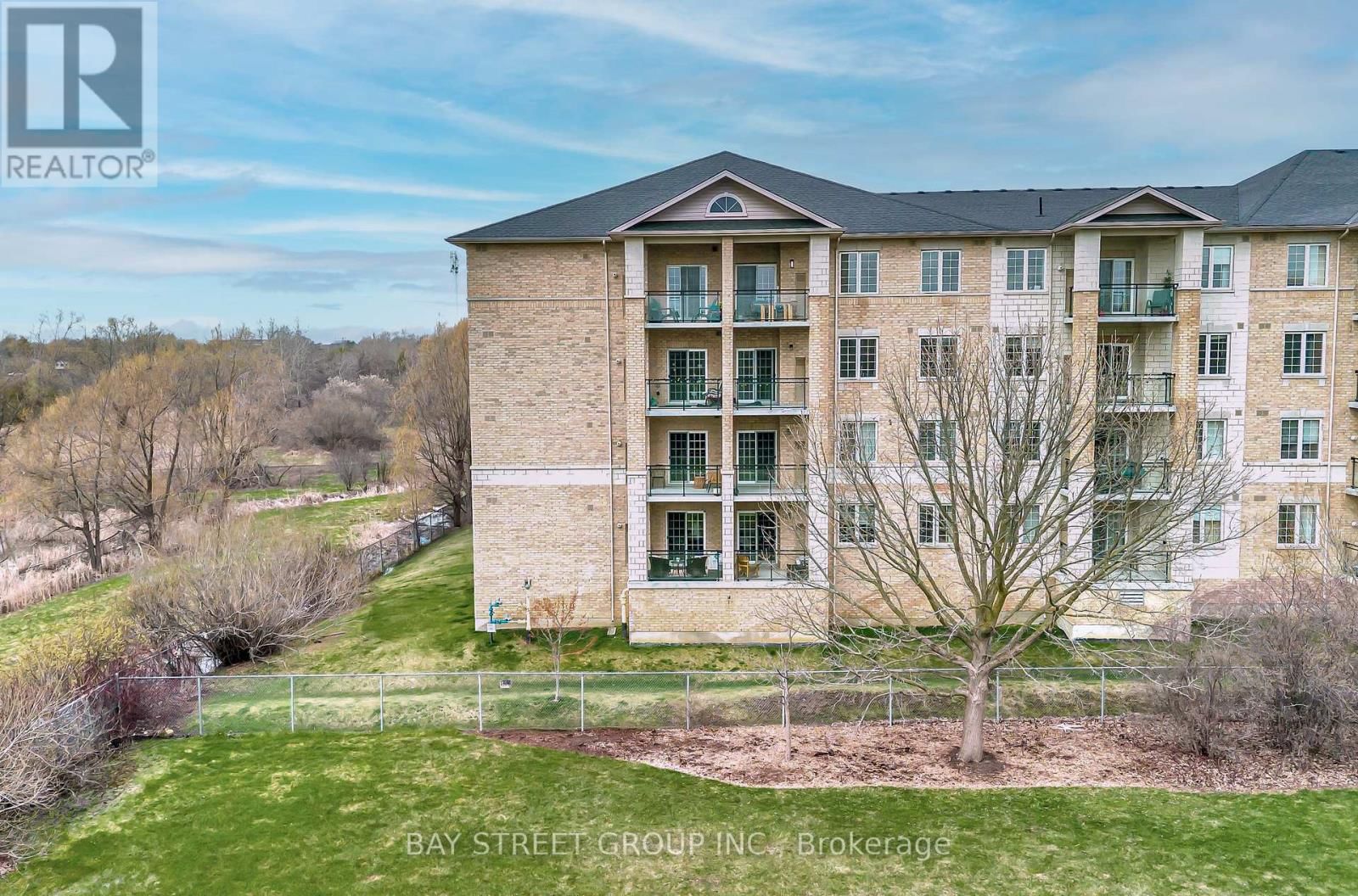 132 - 1077 GORDON STREET Image 34