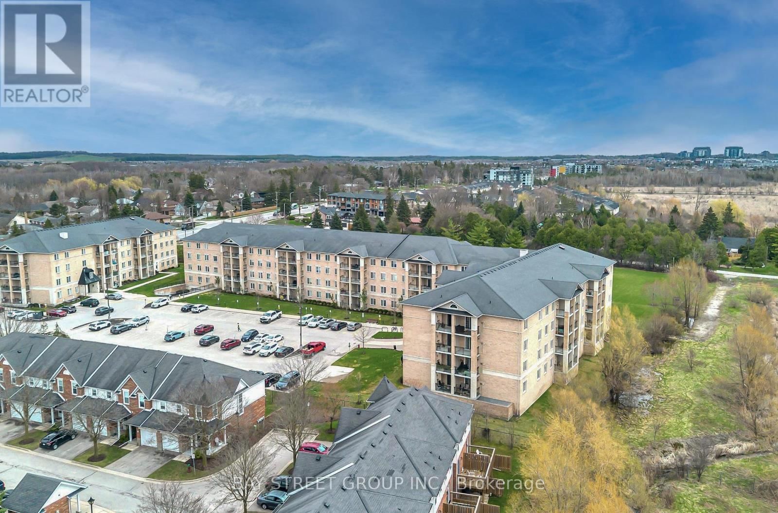 132 - 1077 GORDON STREET Image 35