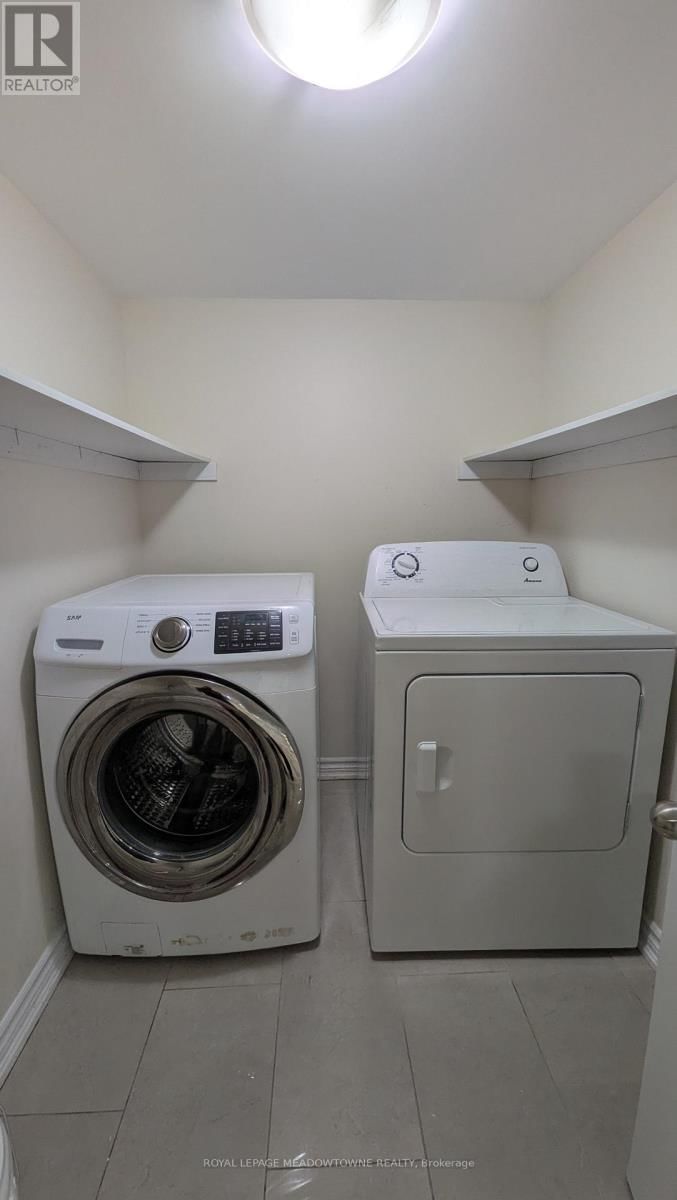 Lower - 120 MORDEN DRIVE Image 17