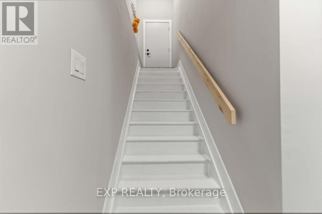 937 FALAISE ROAD Image 39