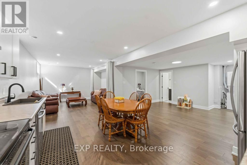 937 FALAISE ROAD Image 43