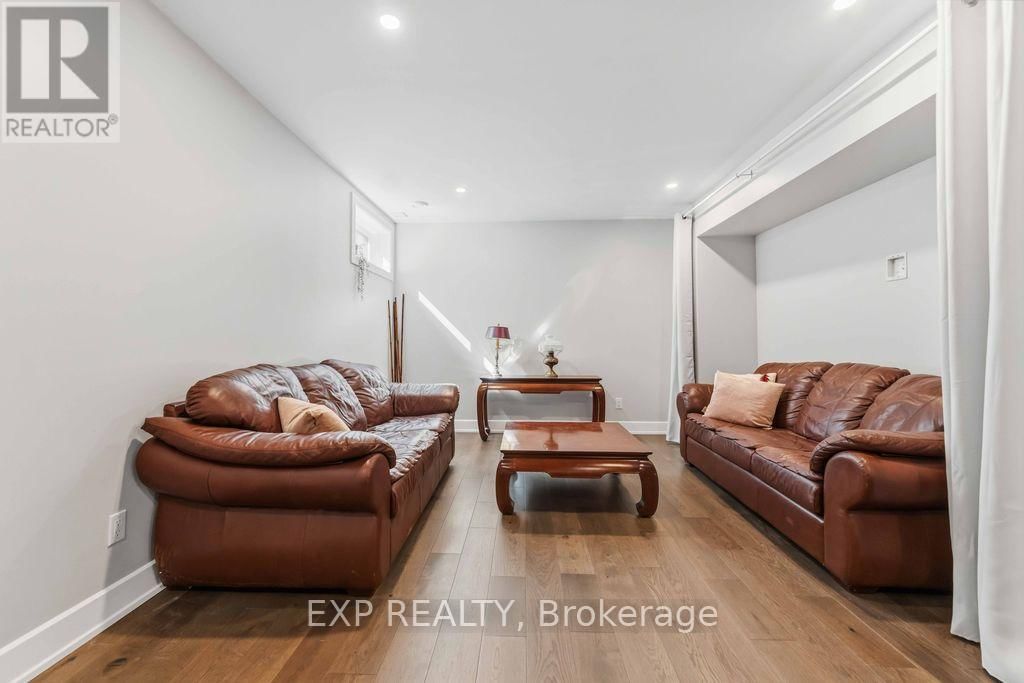 937 FALAISE ROAD Image 44