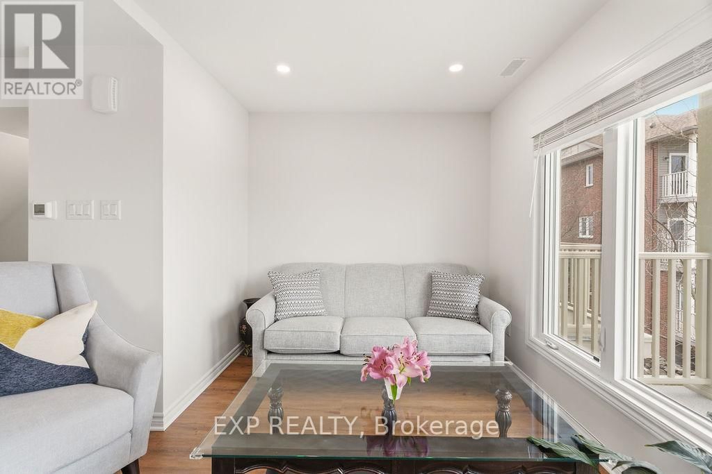 32 - 2621 LONGFIELDS DRIVE Image 10