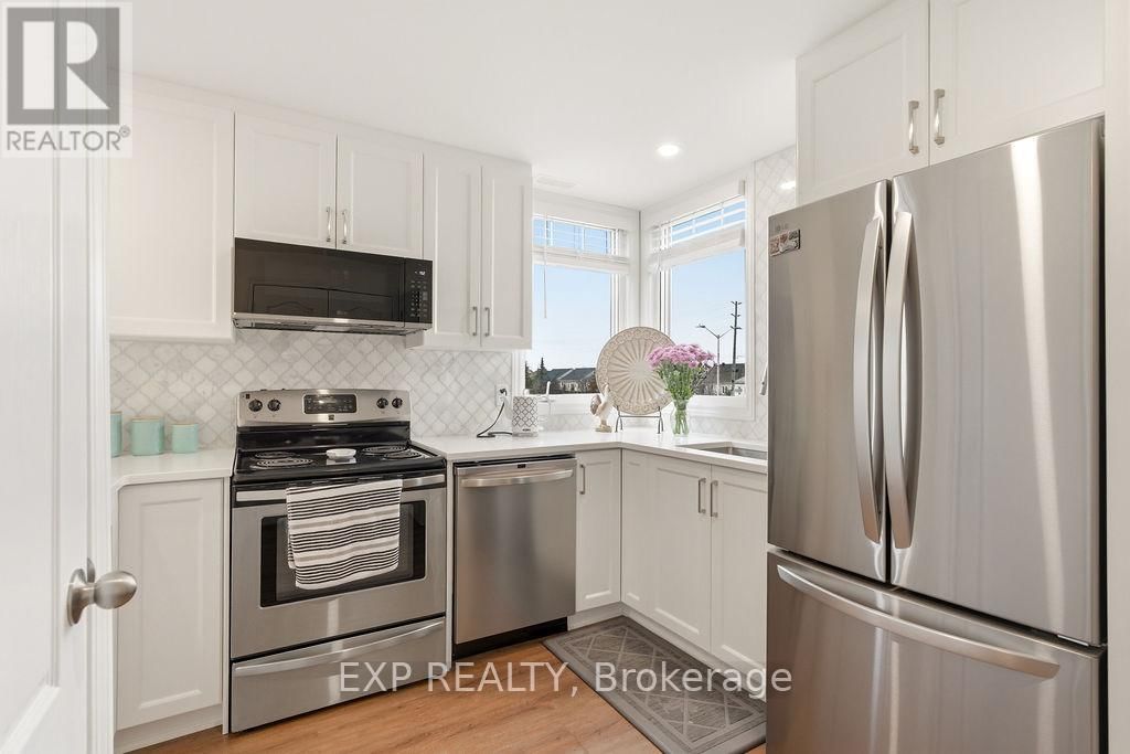 32 - 2621 LONGFIELDS DRIVE Image 13