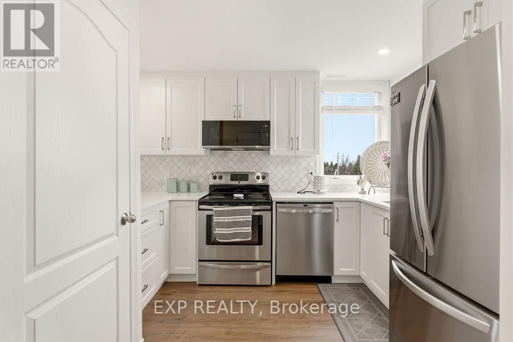 32 - 2621 LONGFIELDS DRIVE Image 15