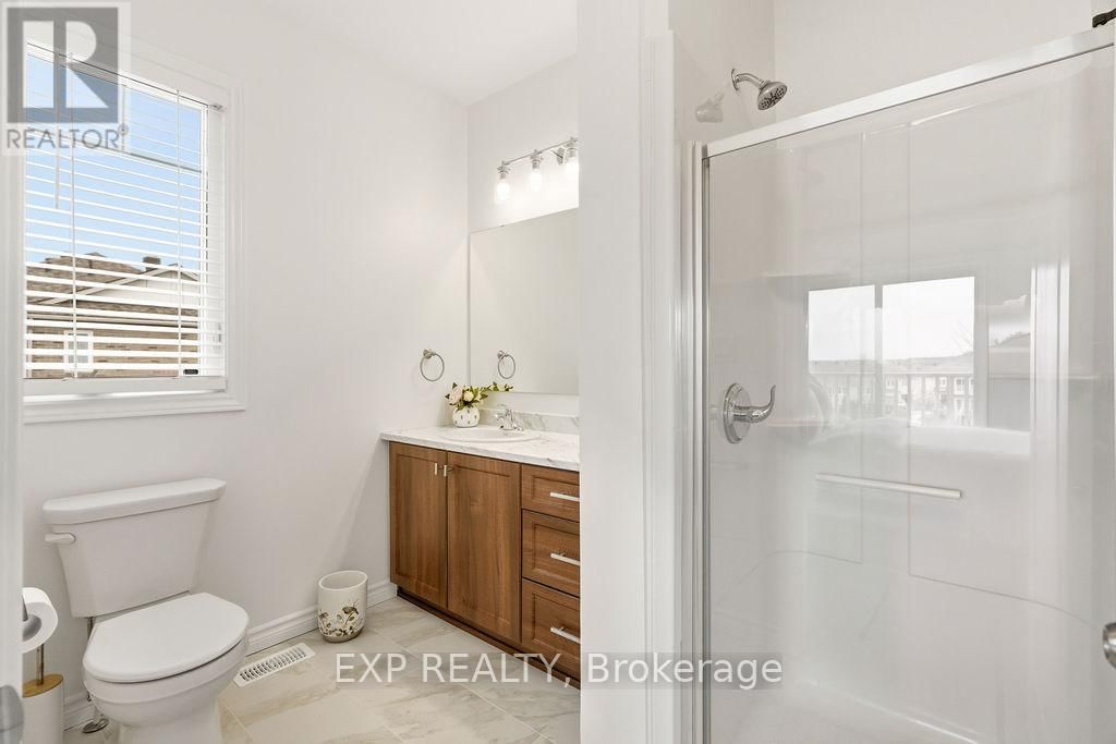 32 - 2621 LONGFIELDS DRIVE Image 25