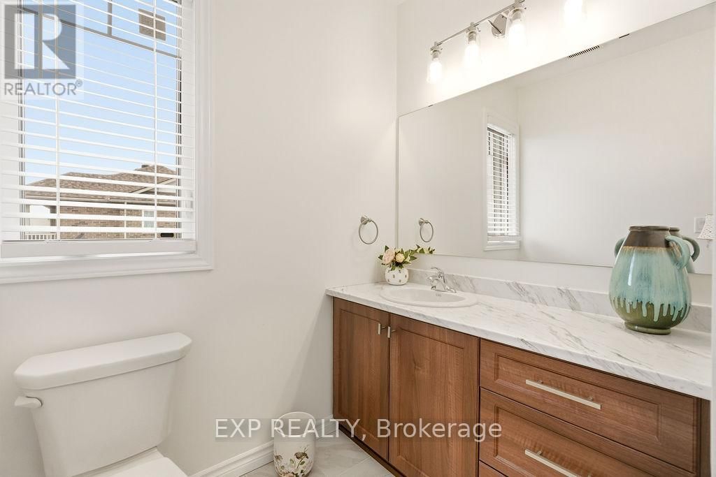 32 - 2621 LONGFIELDS DRIVE Image 26