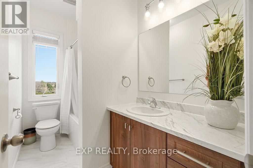 32 - 2621 LONGFIELDS DRIVE Image 29