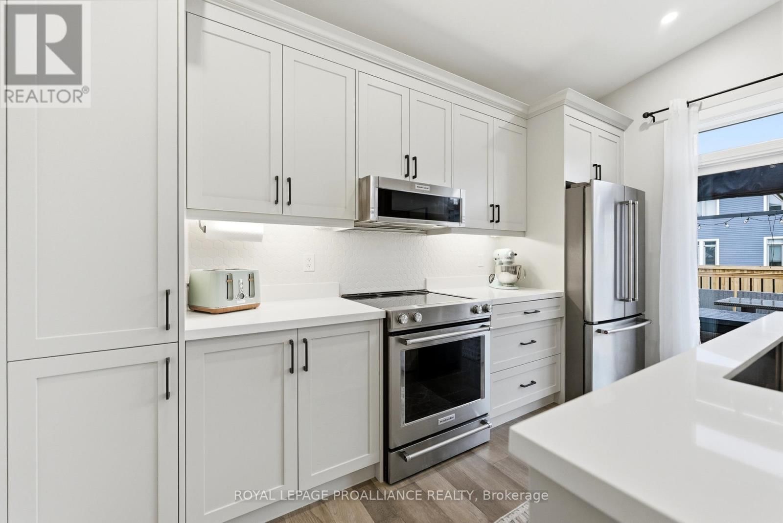 84 POTTER DRIVE Image 8