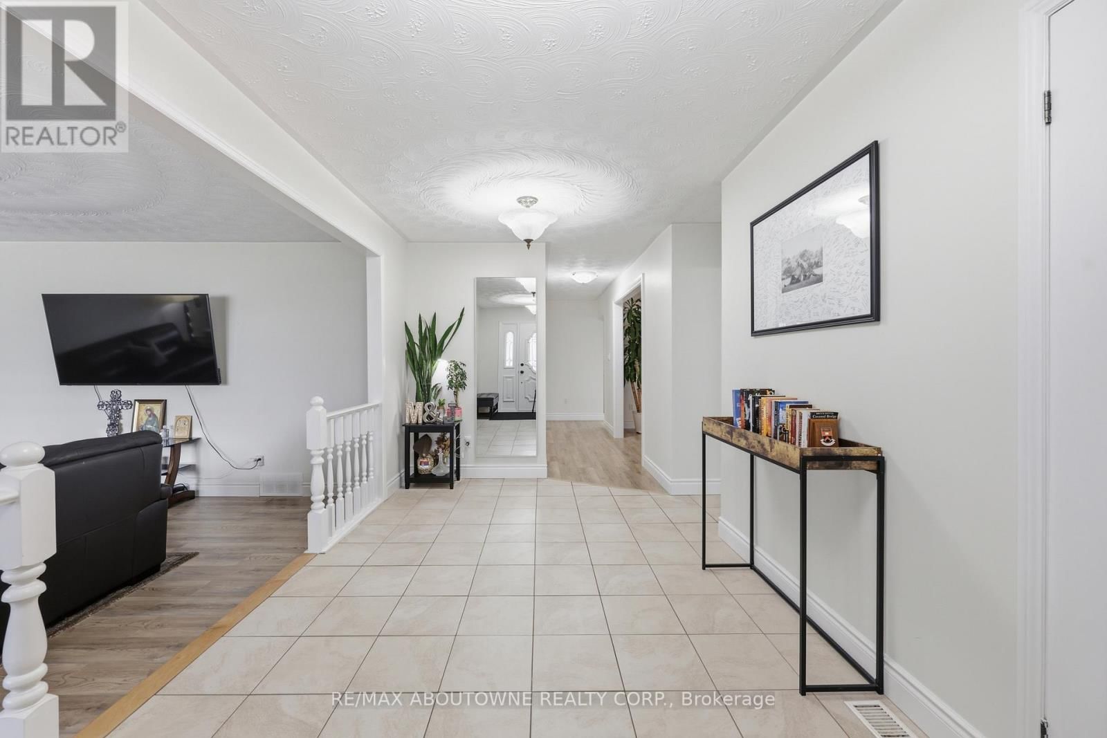 58 KILBOURN AVENUE Image 11