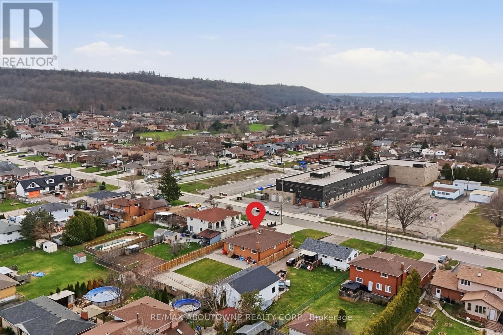 58 KILBOURN AVENUE Image 4